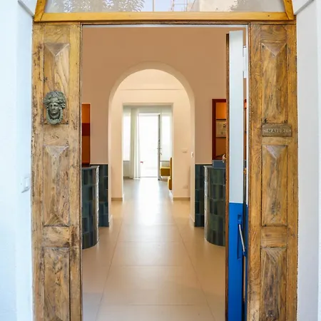Maison d'hôtes Dimora Maiuri L'olivella 4*